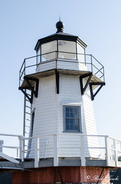 Doubling Point Lighthouse